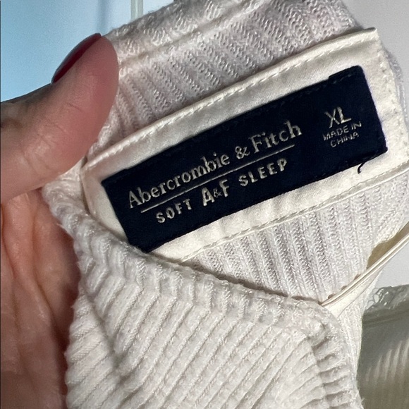 Abercrombie & Fitch Off-white pj set - Picture 8 of 8